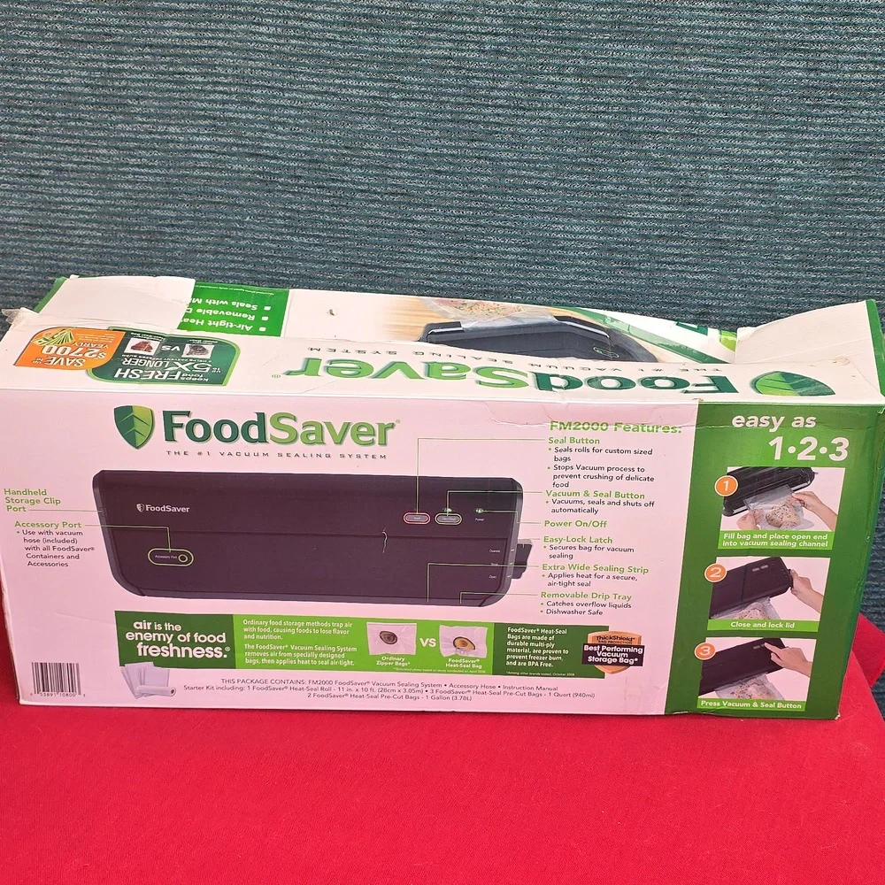 FoodSaver Heat Sealing Food Storage Starter Kit Plus Extra Box Of Bags